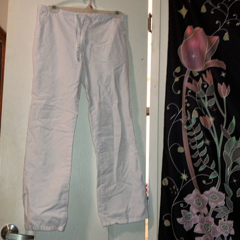 White scrub pants size Xxs Cherokee